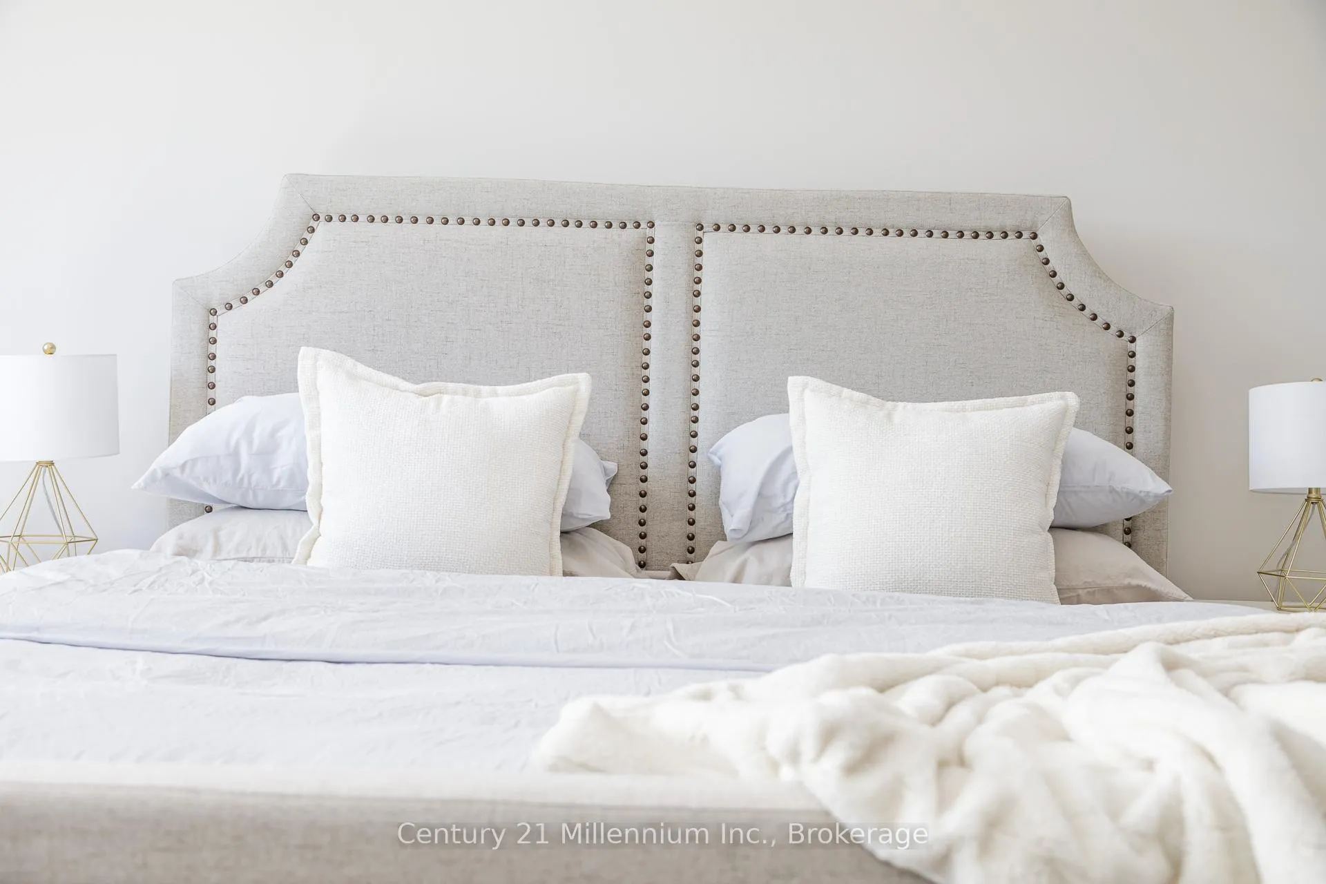 Photo 27 of 111 Stoneleigh Drive, Blue Mountains — HOMEH
