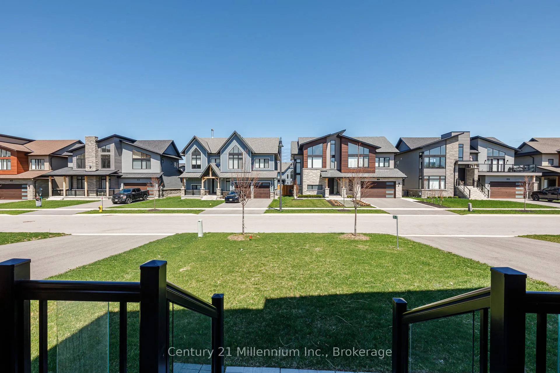 Photo 40 of 111 Stoneleigh Drive, Blue Mountains — HOMEH