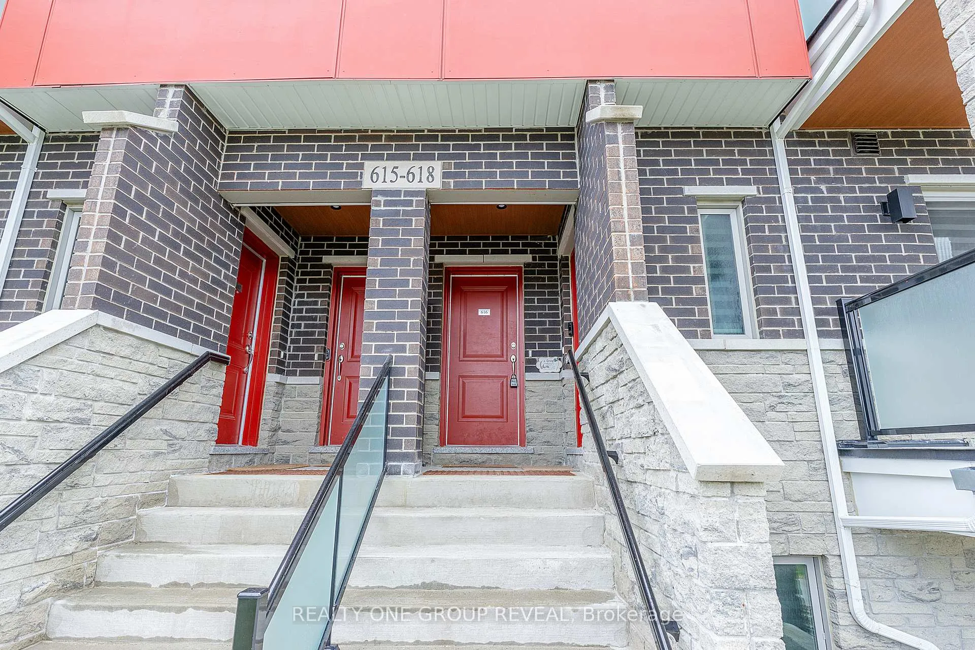 Photo 2 of 616 1034 Reflection Place, Pickering, Rural Pickering — HOMEH