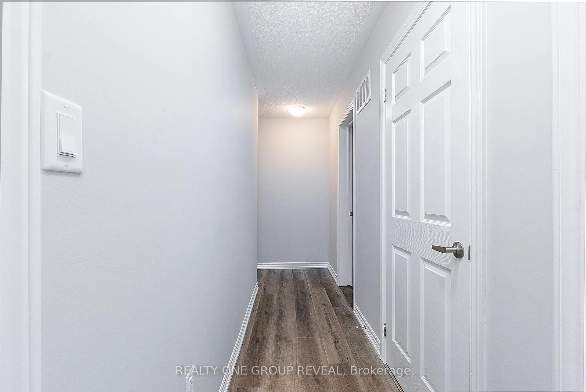 Photo 12 of 616 1034 Reflection Place, Pickering, Rural Pickering — HOMEH