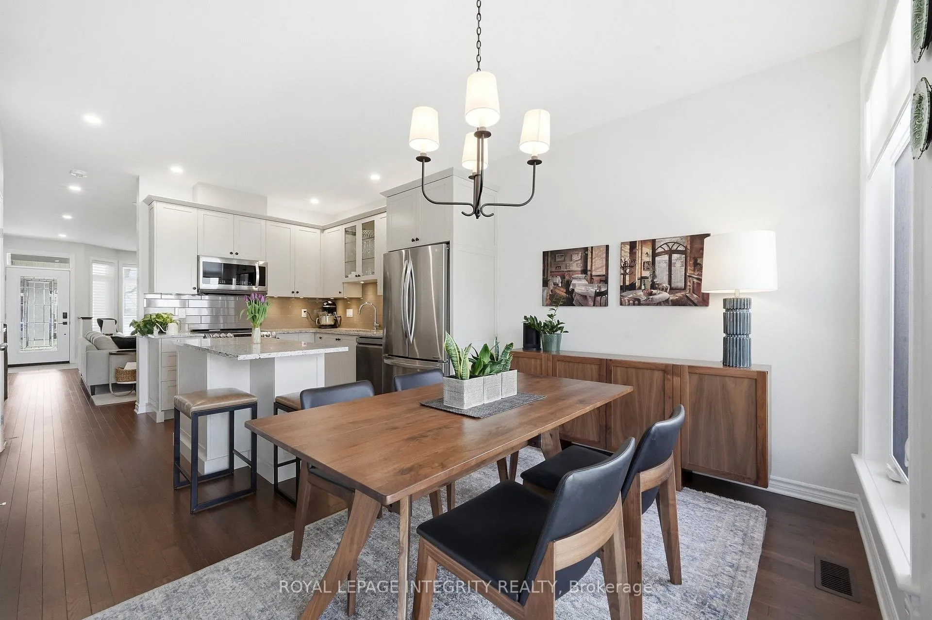 Photo 17 of 834 Tewin Circle, Ottawa, Camelot — HOMEH
