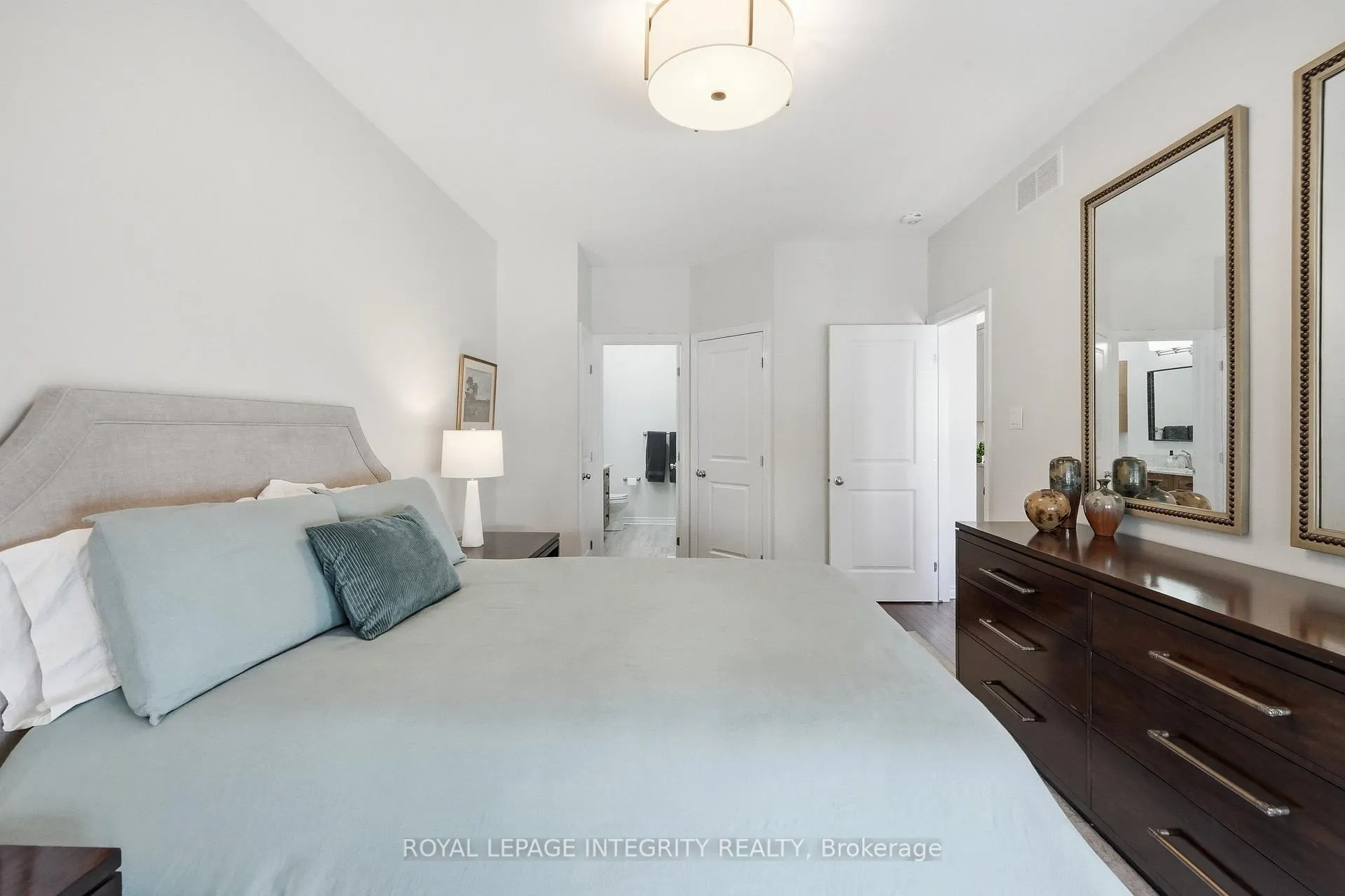 Photo 20 of 834 Tewin Circle, Ottawa, Camelot — HOMEH