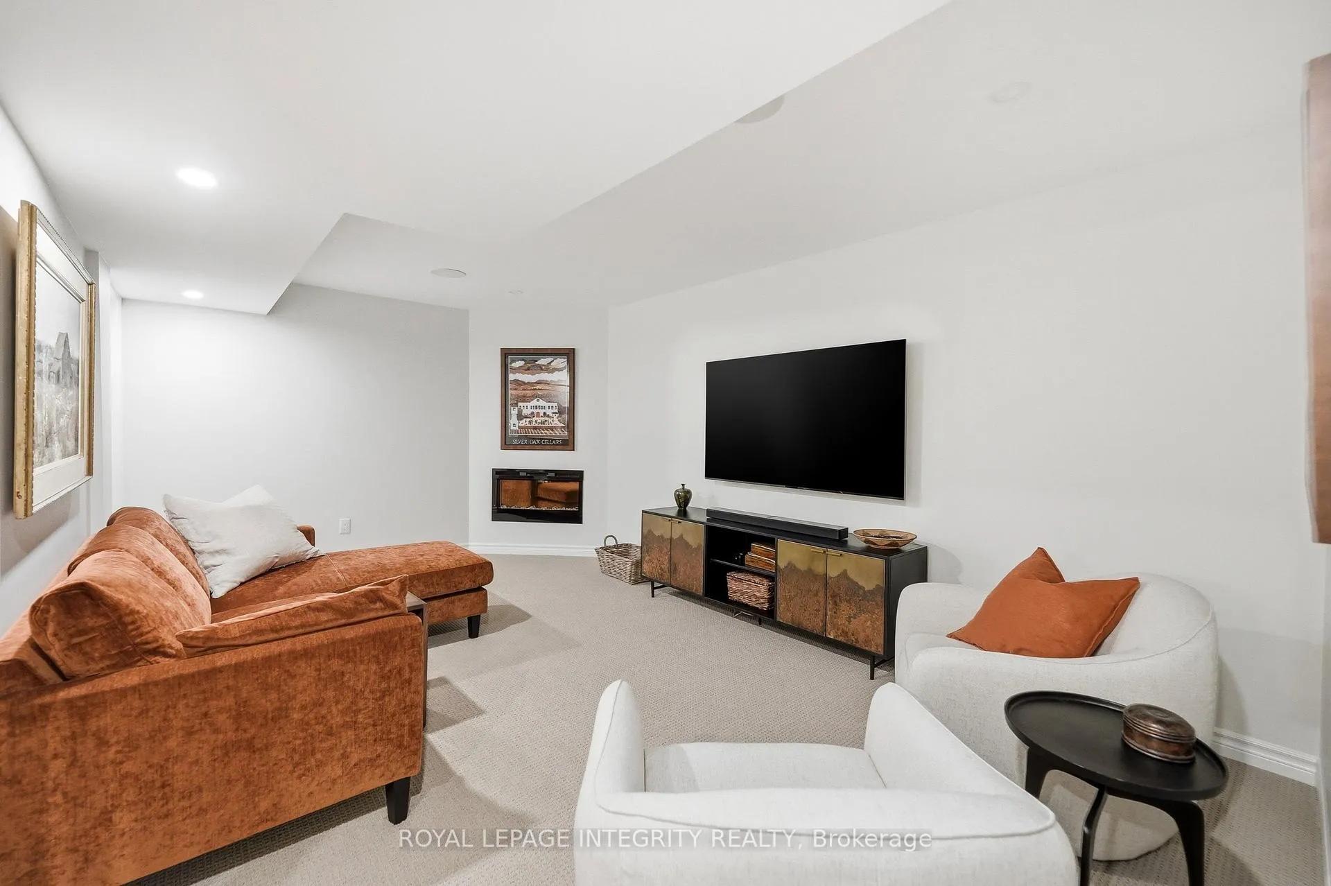 Photo 24 of 834 Tewin Circle, Ottawa, Camelot — HOMEH