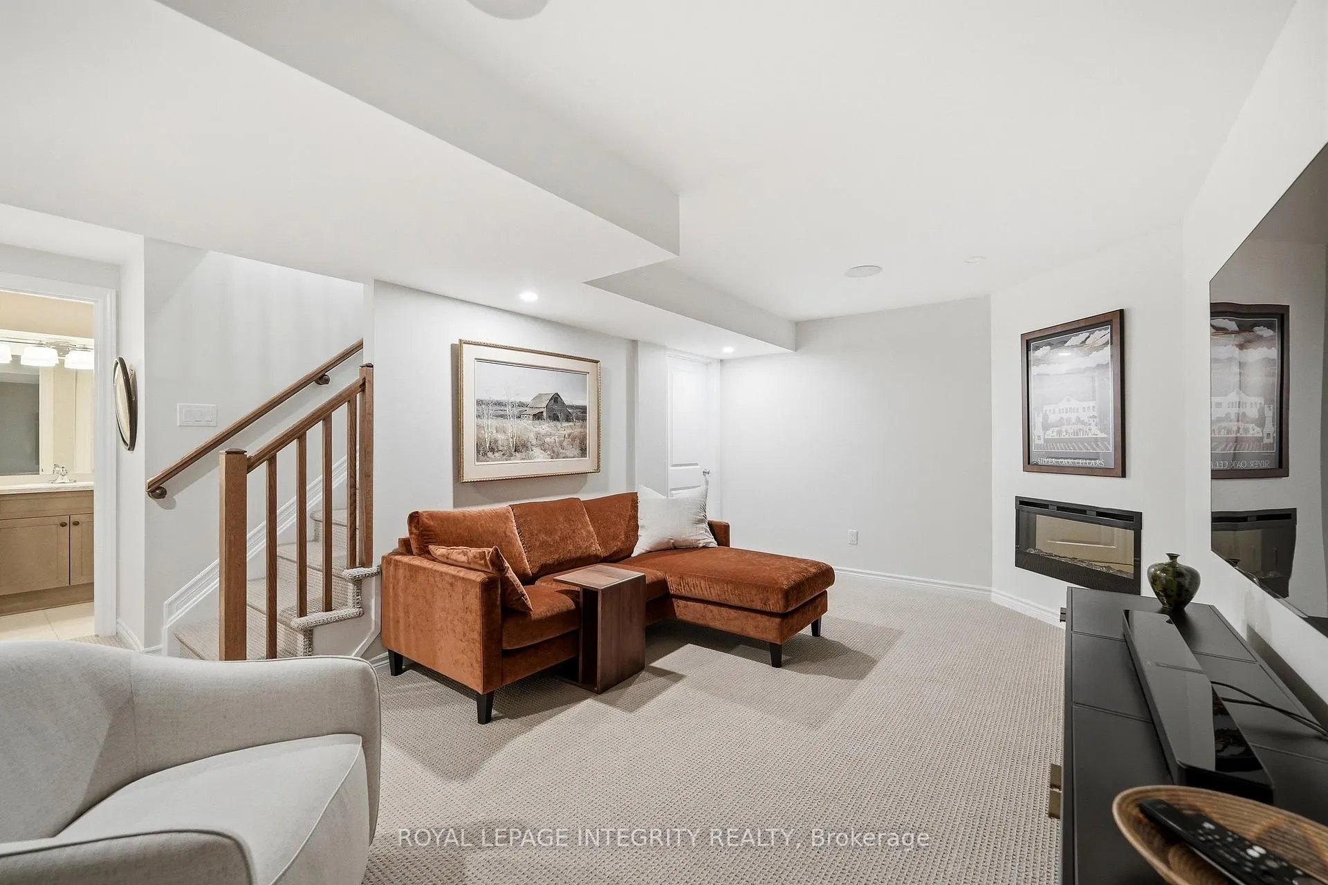 Photo 25 of 834 Tewin Circle, Ottawa, Camelot — HOMEH