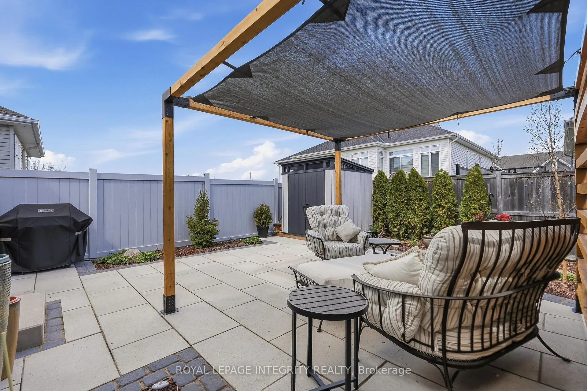 Photo 35 of 834 Tewin Circle, Ottawa, Camelot — HOMEH