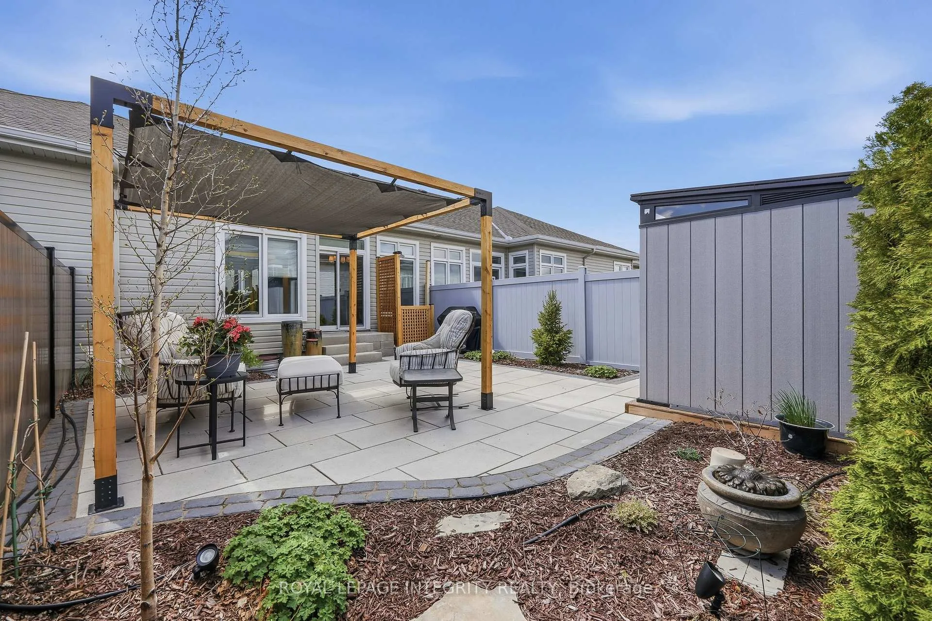 Photo 37 of 834 Tewin Circle, Ottawa, Camelot — HOMEH