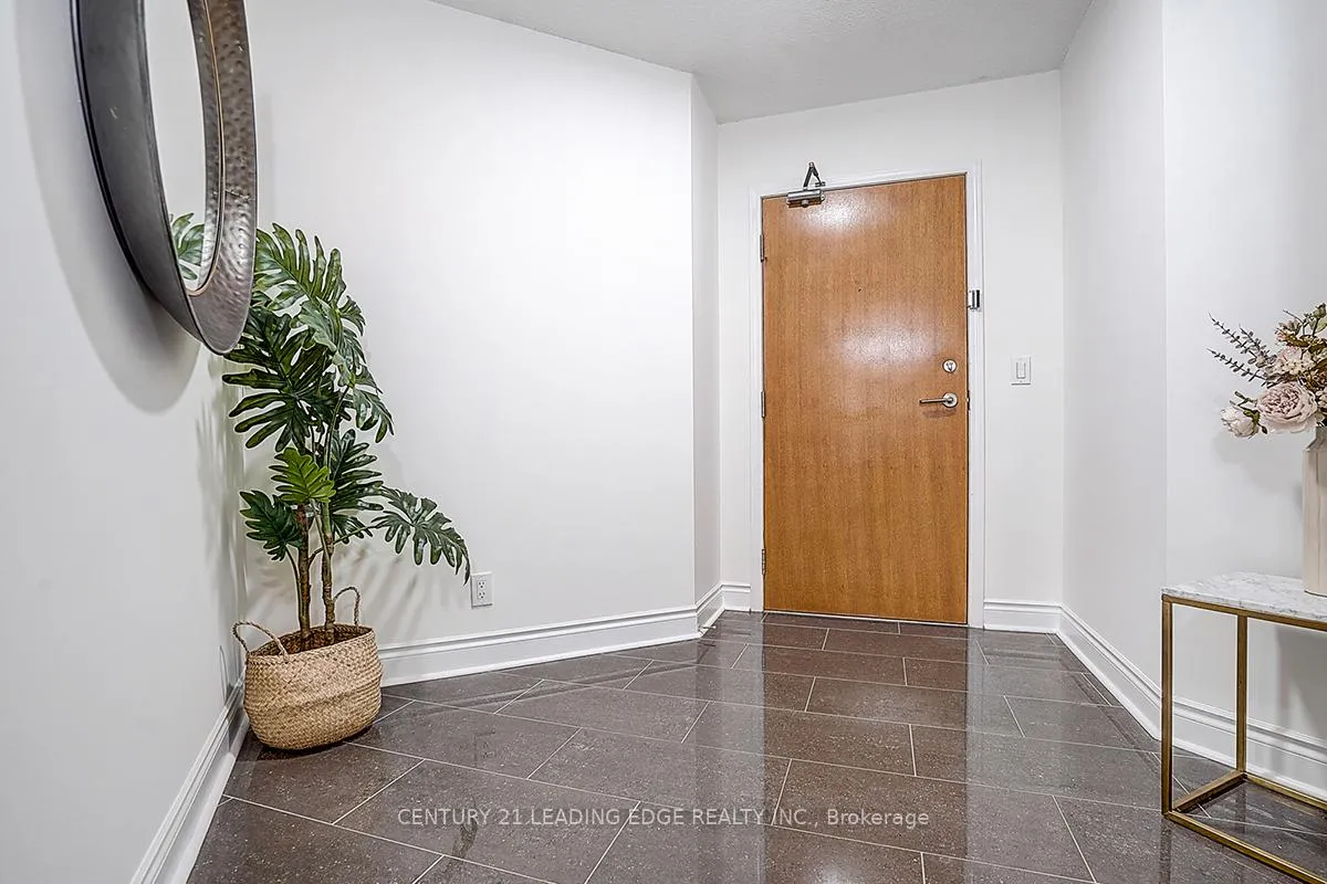 Photo 10 of Unit 202, 75 South Town Centre Boulevard, Markham, Unionville — HOMEH