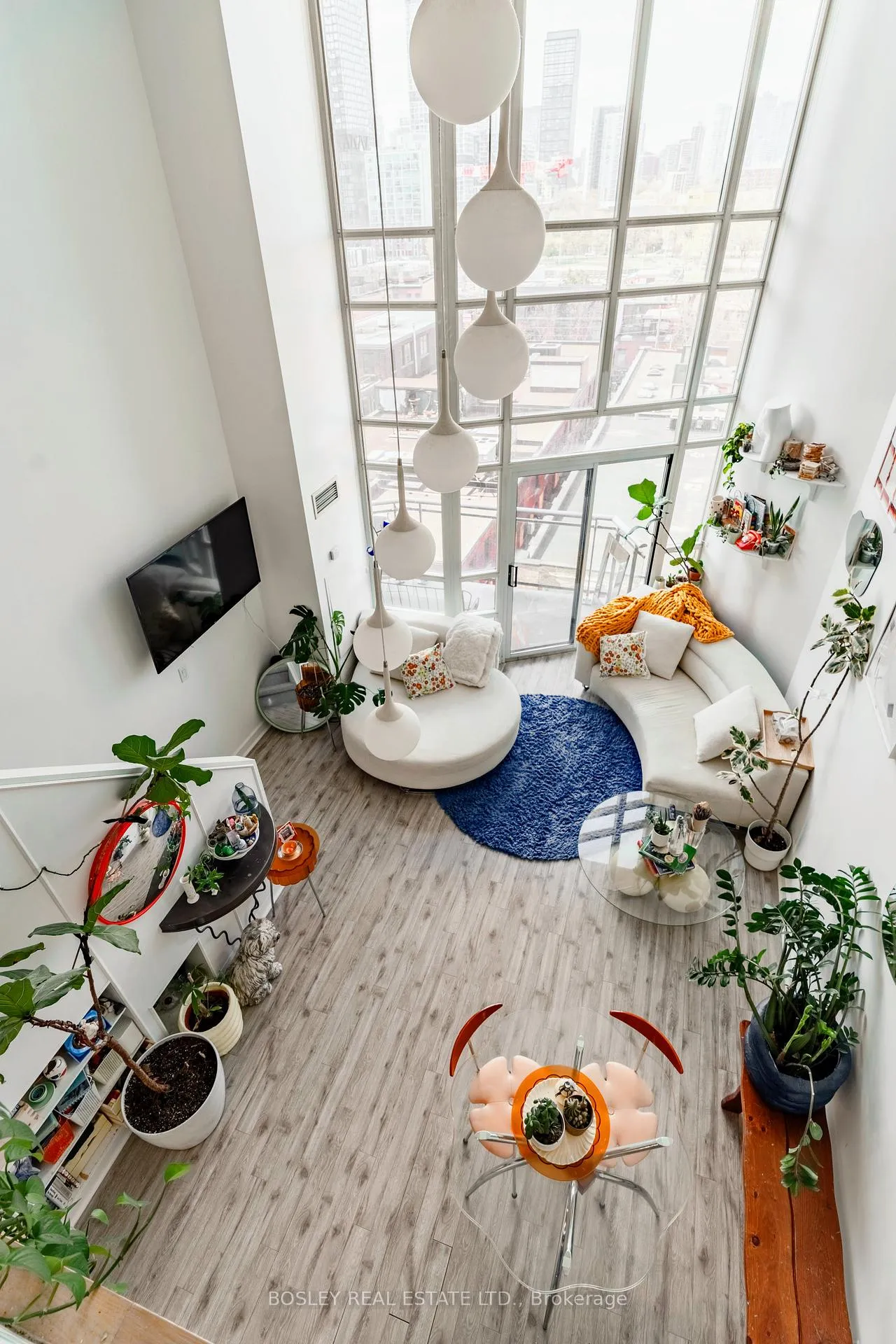 Photo 2 of Unit 821, 255 Richmond Street E, Toronto, Moss Park — HOMEH