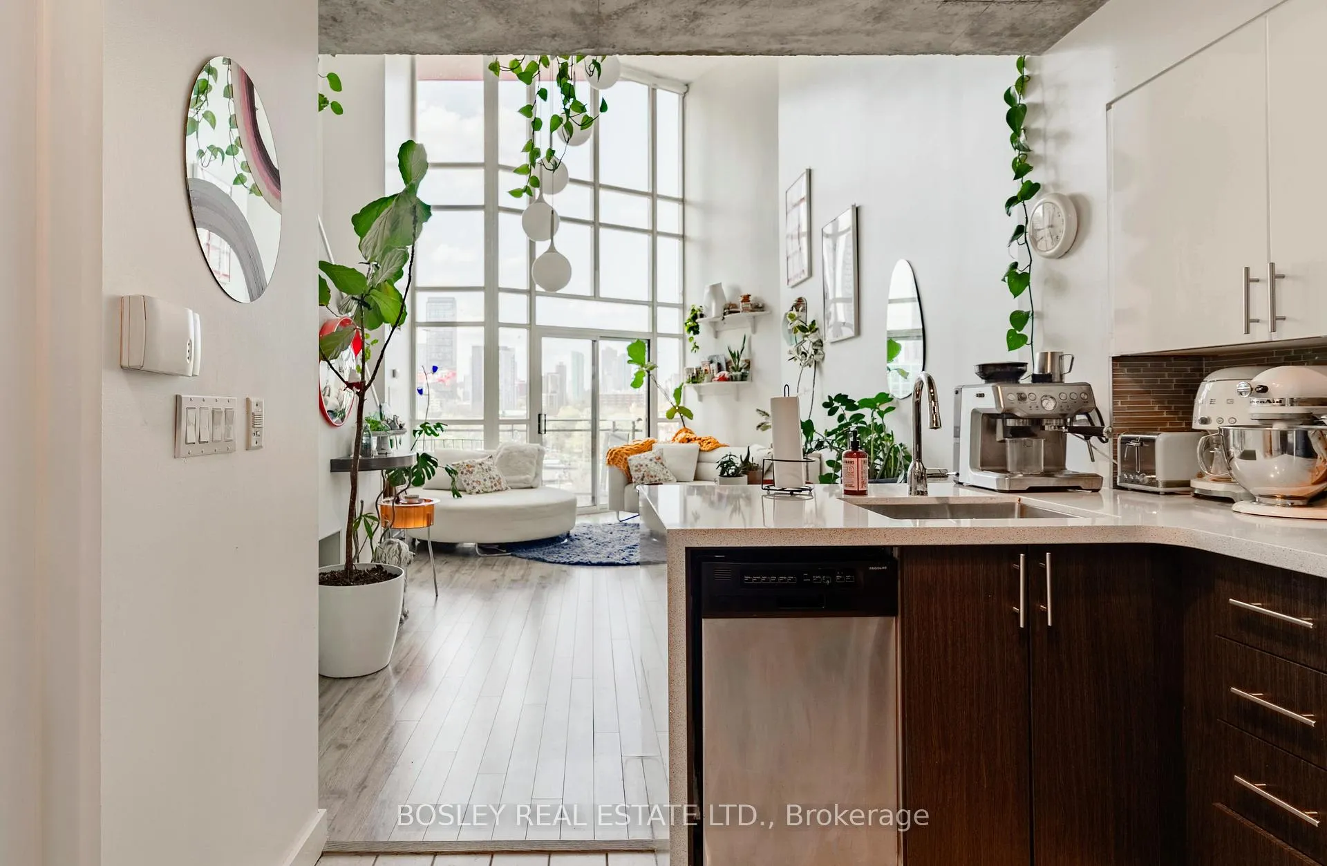 Photo 9 of Unit 821, 255 Richmond Street E, Toronto, Moss Park — HOMEH