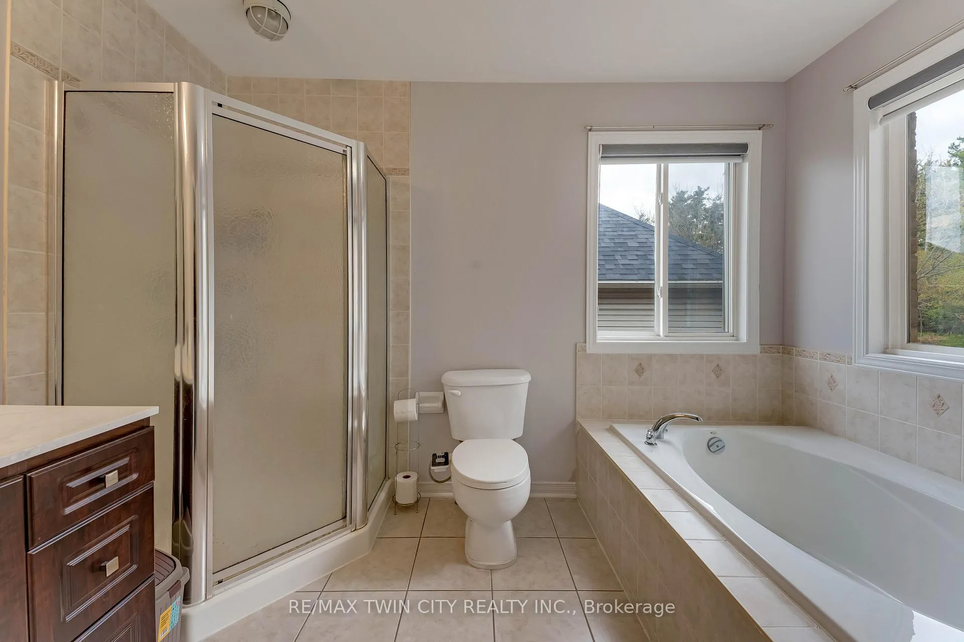 Photo 30 of 42 Doon Mills Drive, Kitchener, Doon South — HOMEH