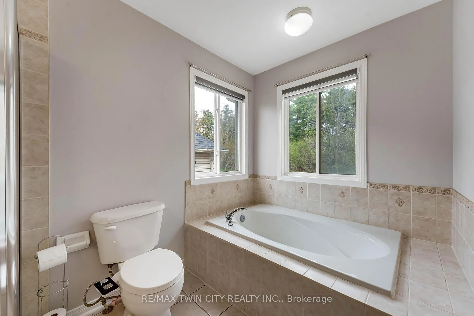 Photo 31 of 42 Doon Mills Drive, Kitchener, Doon South — HOMEH