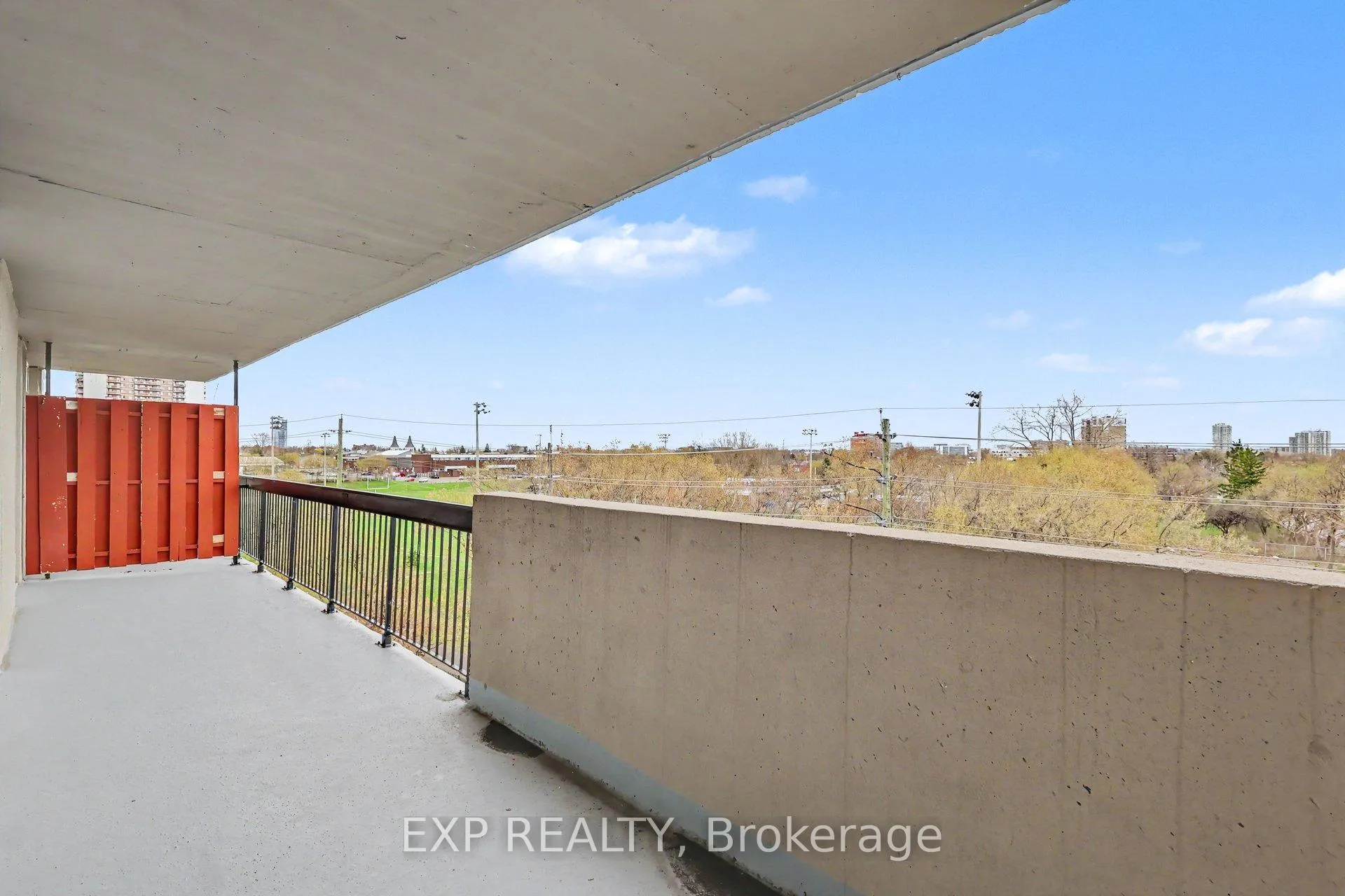 Photo 5 of Unit 509, 158C McArthur Avenue, Ottawa, Vanier — HOMEH