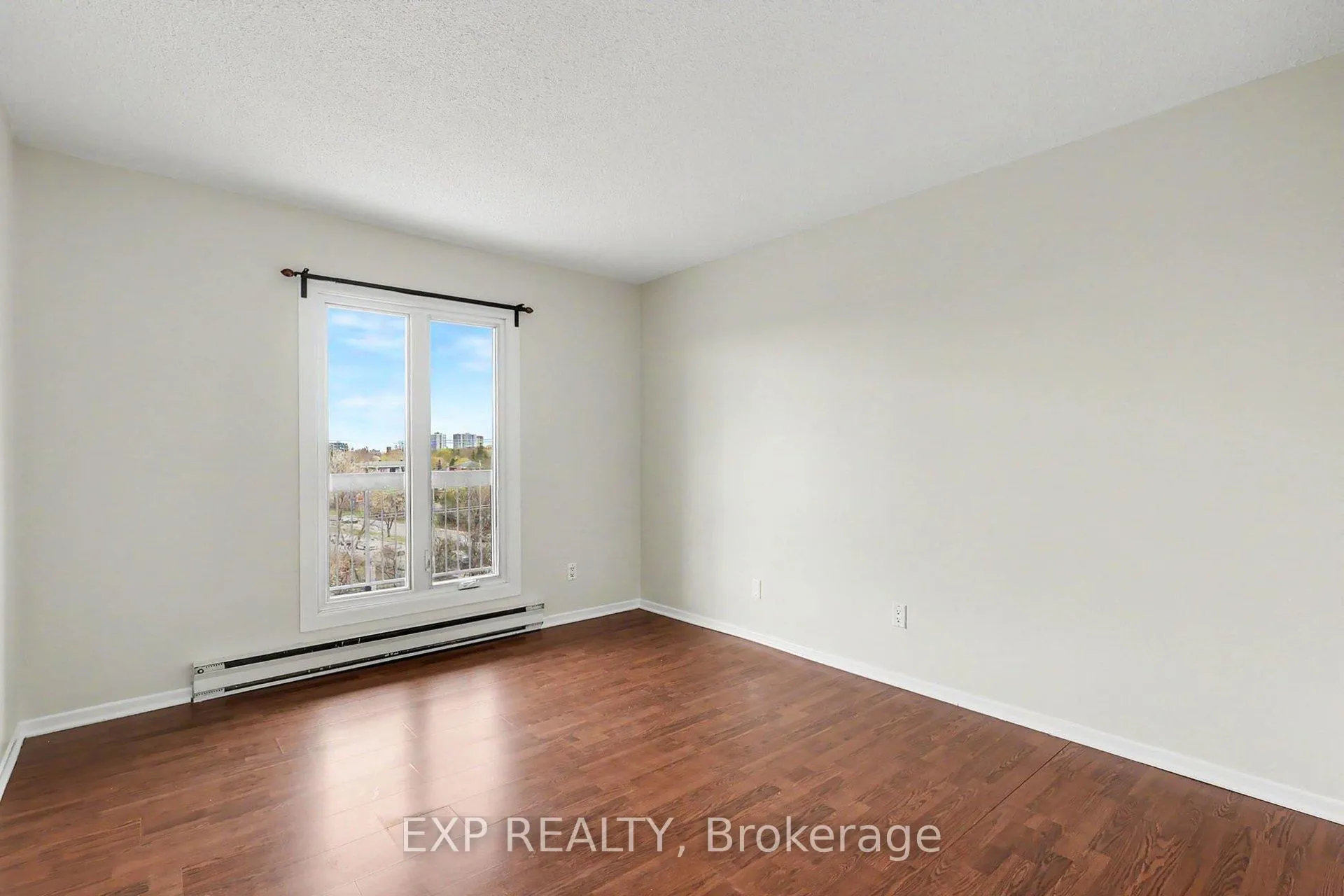 Photo 10 of Unit 509, 158C McArthur Avenue, Ottawa, Vanier — HOMEH