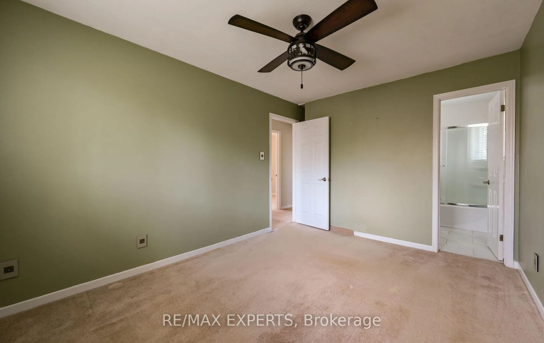 Photo 21 of 13 Oriole Court, Barrie, Cundles East — HOMEH