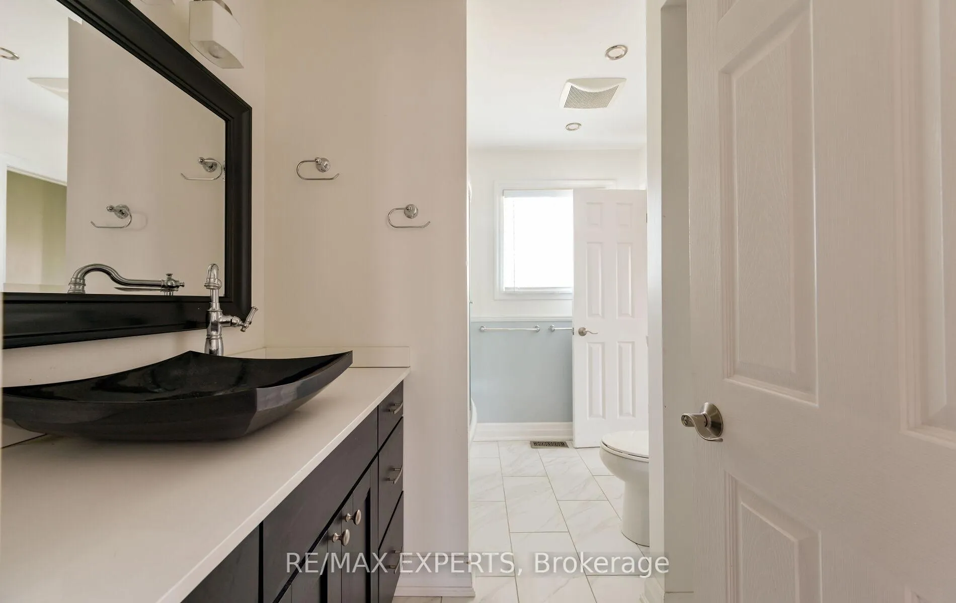 Photo 25 of 13 Oriole Court, Barrie, Cundles East — HOMEH