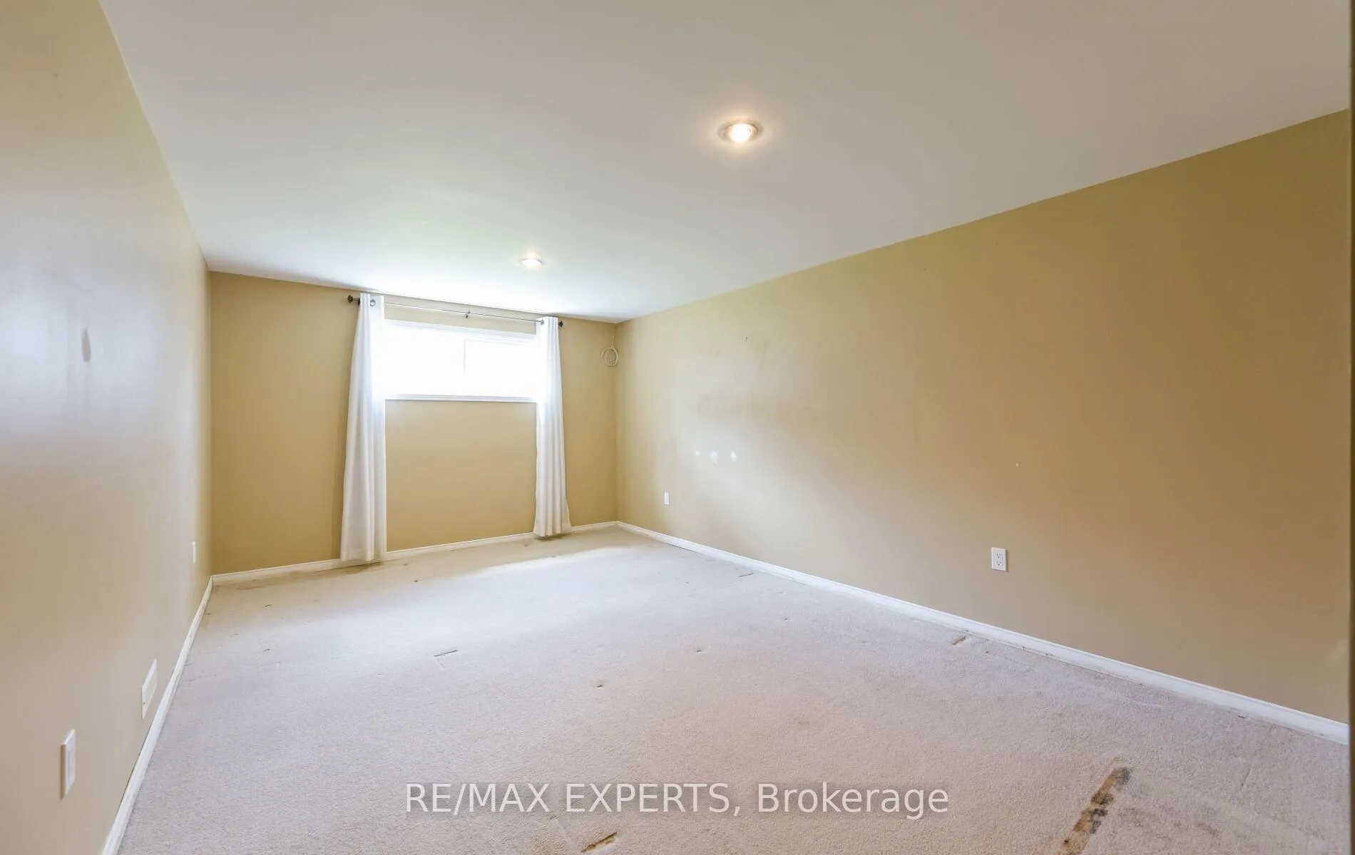 Photo 37 of 13 Oriole Court, Barrie, Cundles East — HOMEH