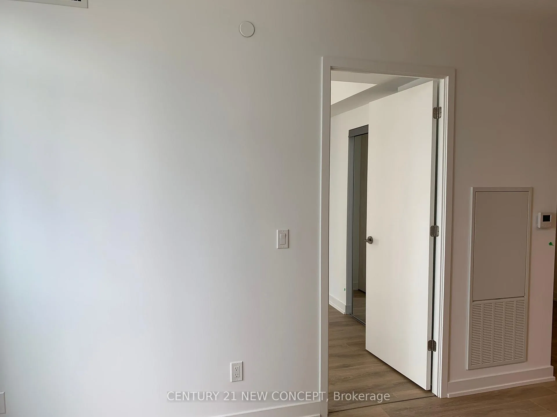 Photo 11 of Unit 1603, 501 Yonge Street, Toronto, Church-Yonge Corridor — HOMEH