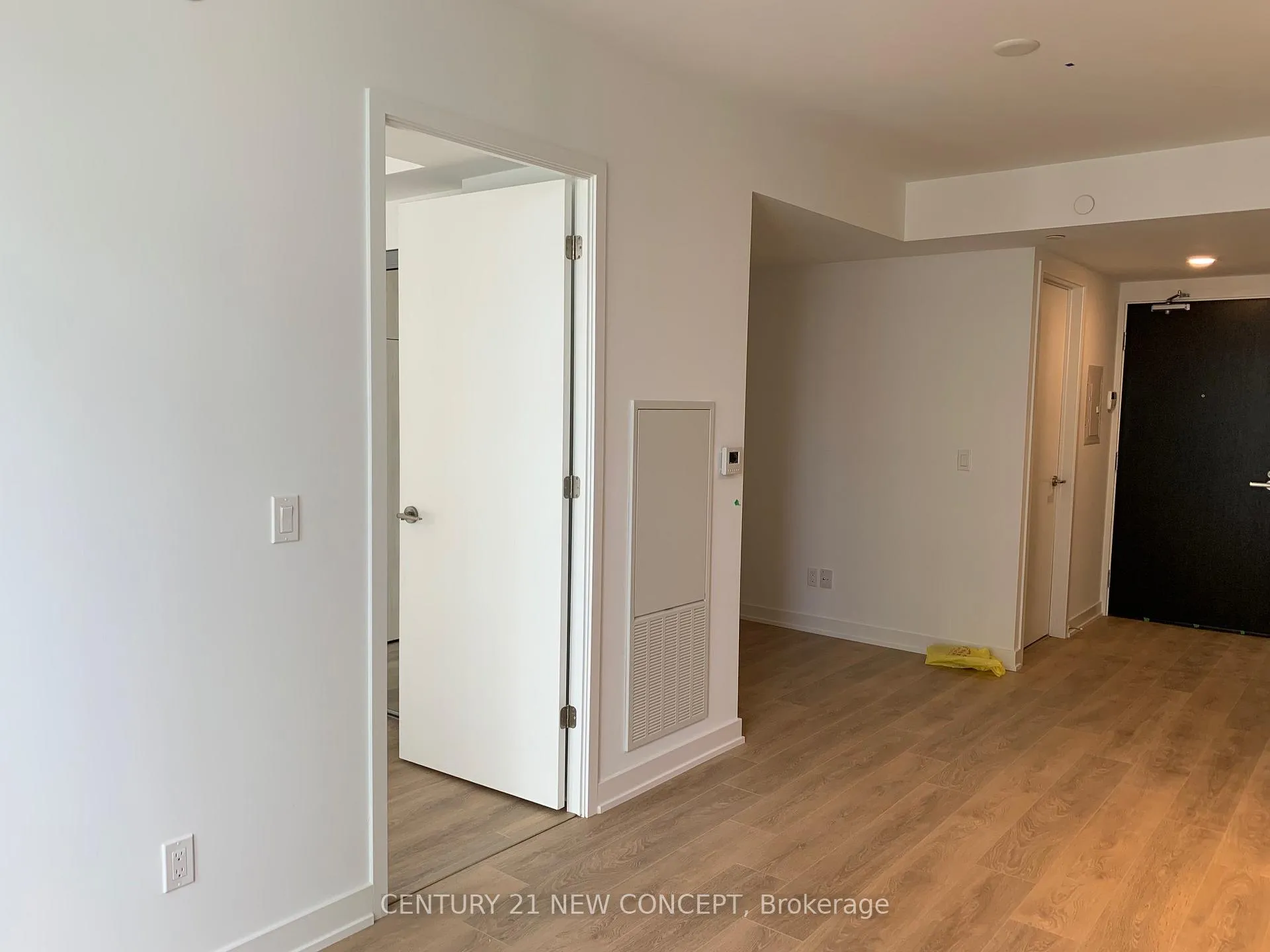 Photo 12 of Unit 1603, 501 Yonge Street, Toronto, Church-Yonge Corridor — HOMEH