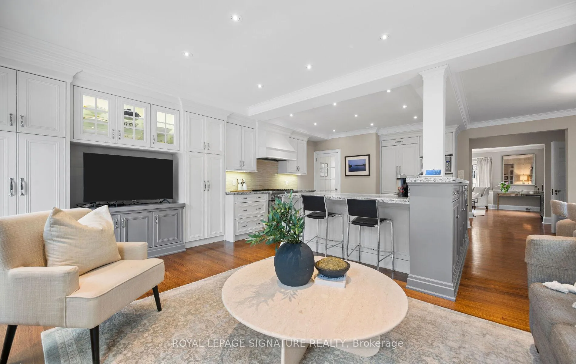 Photo 5 of 86 Hudson Drive, Toronto, Rosedale-Moore Park — HOMEH