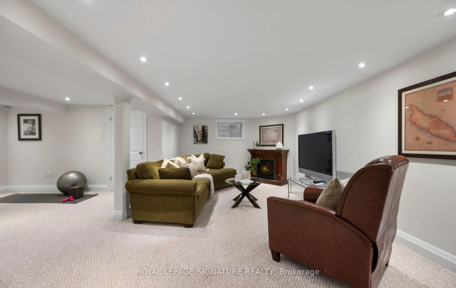 Photo 36 of 86 Hudson Drive, Toronto, Rosedale-Moore Park — HOMEH