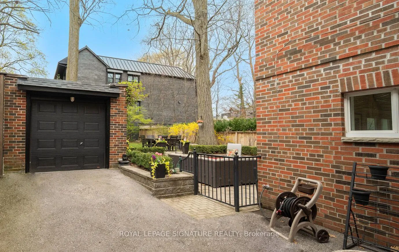 Photo 45 of 86 Hudson Drive, Toronto, Rosedale-Moore Park — HOMEH