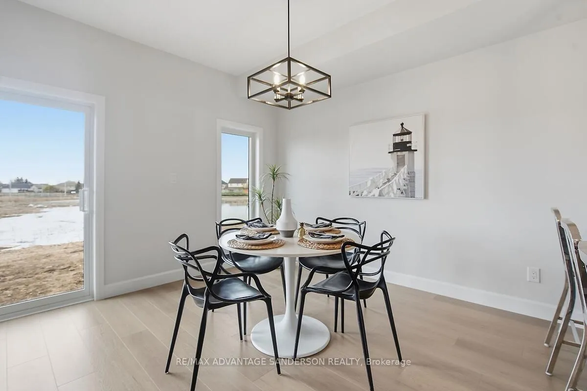 Photo 16 of 39 Purple Beech Street, Thames Centre, Thorndale — HOMEH