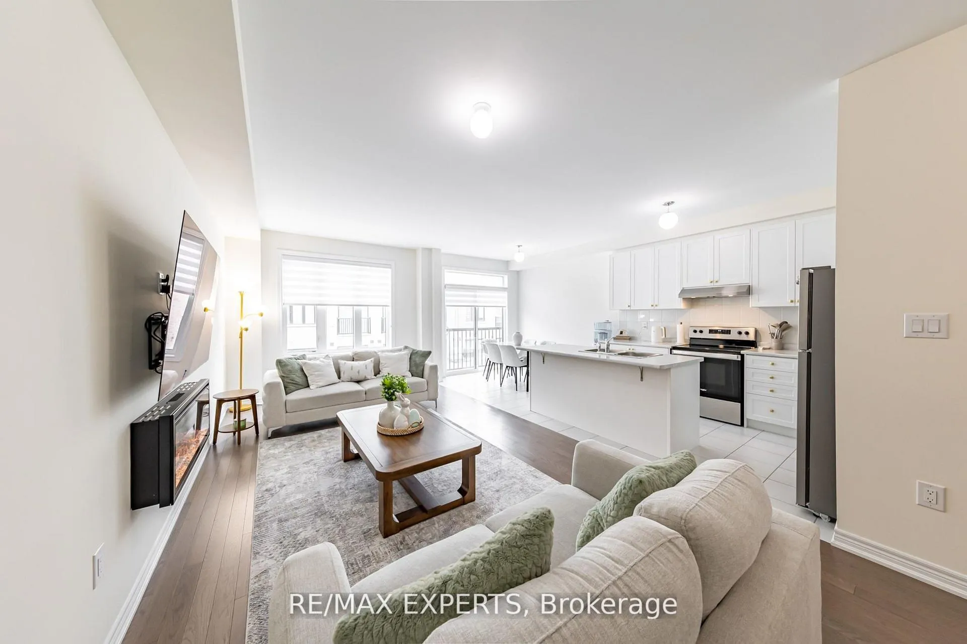 Photo 8 of 90 Singhampton Road, Vaughan, Kleinburg — HOMEH