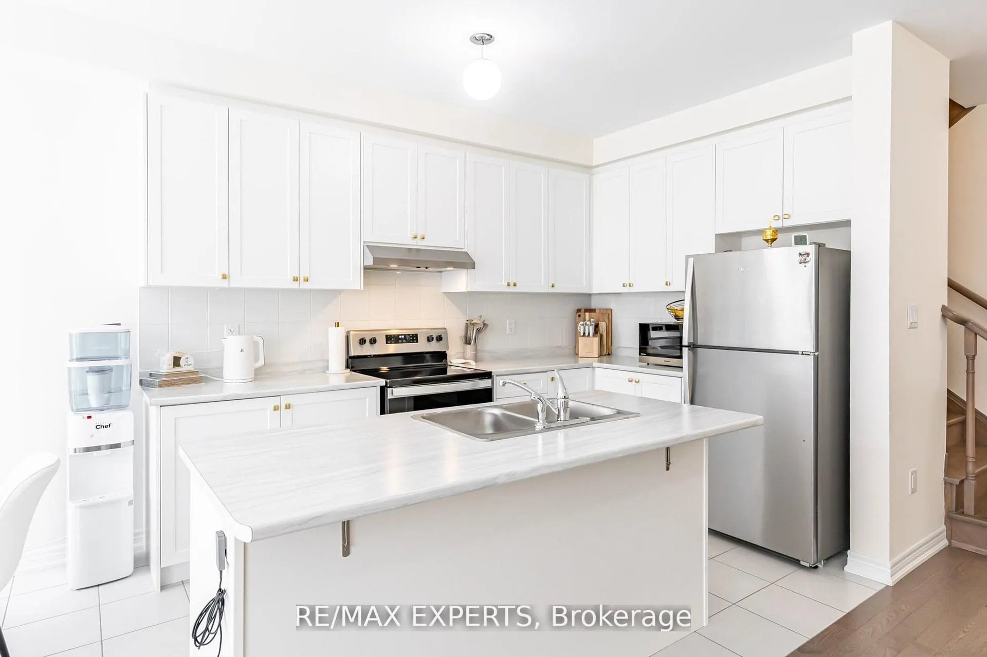 Photo 16 of 90 Singhampton Road, Vaughan, Kleinburg — HOMEH