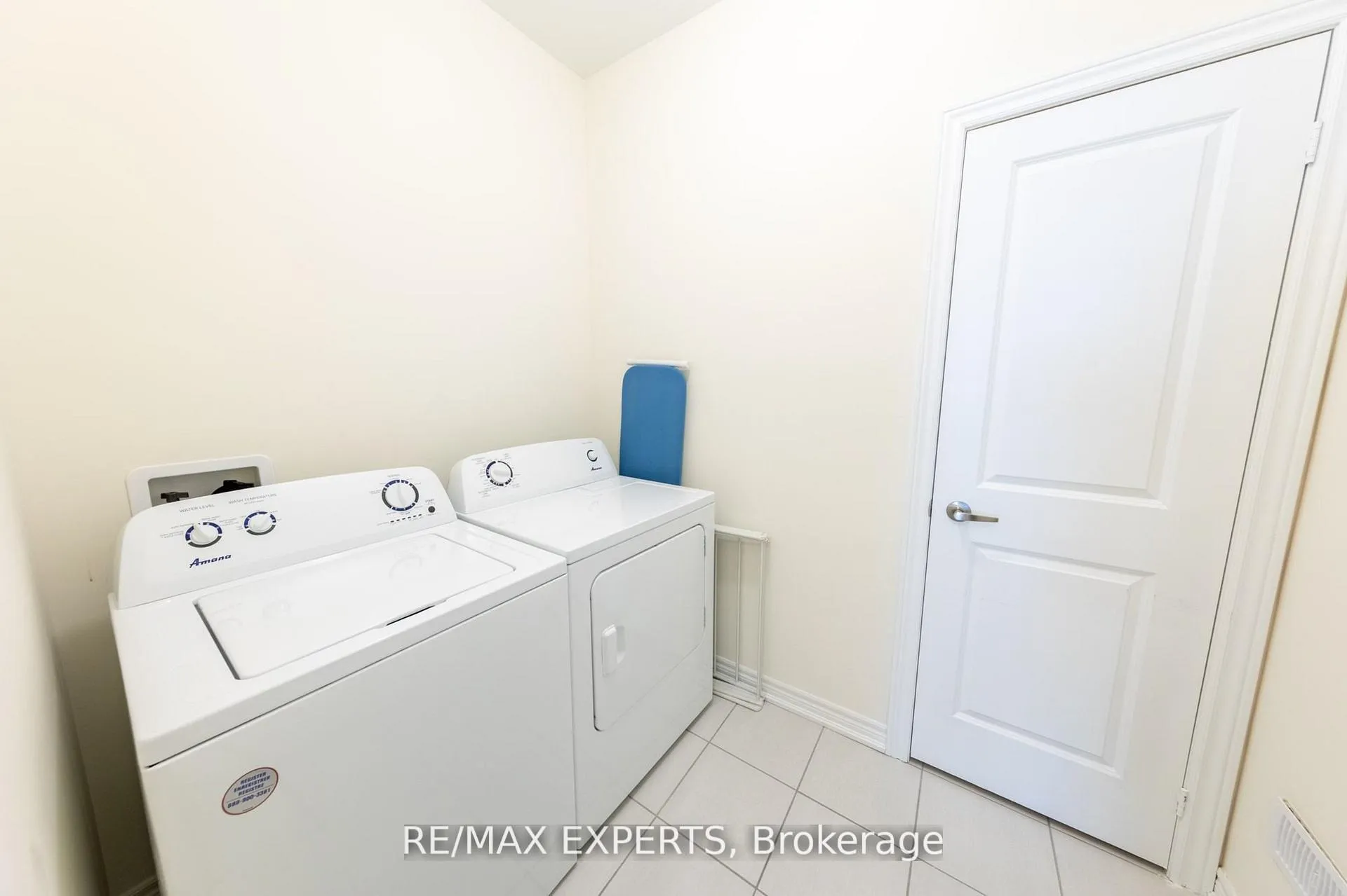 Photo 31 of 90 Singhampton Road, Vaughan, Kleinburg — HOMEH