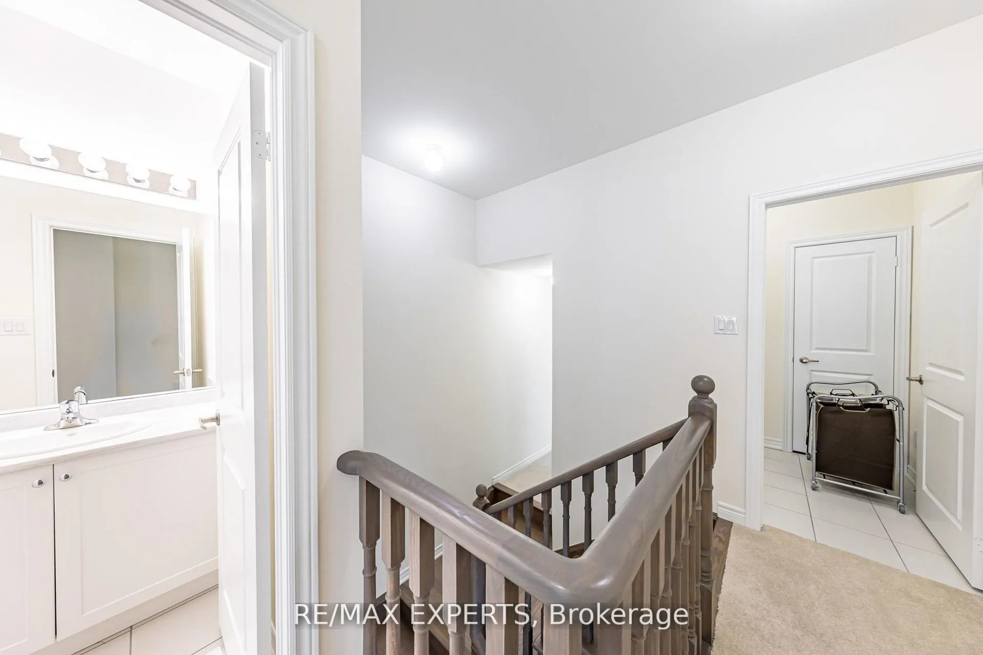 Photo 42 of 90 Singhampton Road, Vaughan, Kleinburg — HOMEH