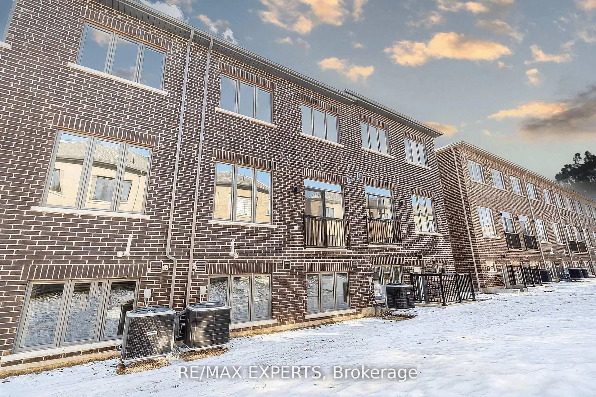 Photo 50 of 90 Singhampton Road, Vaughan, Kleinburg — HOMEH