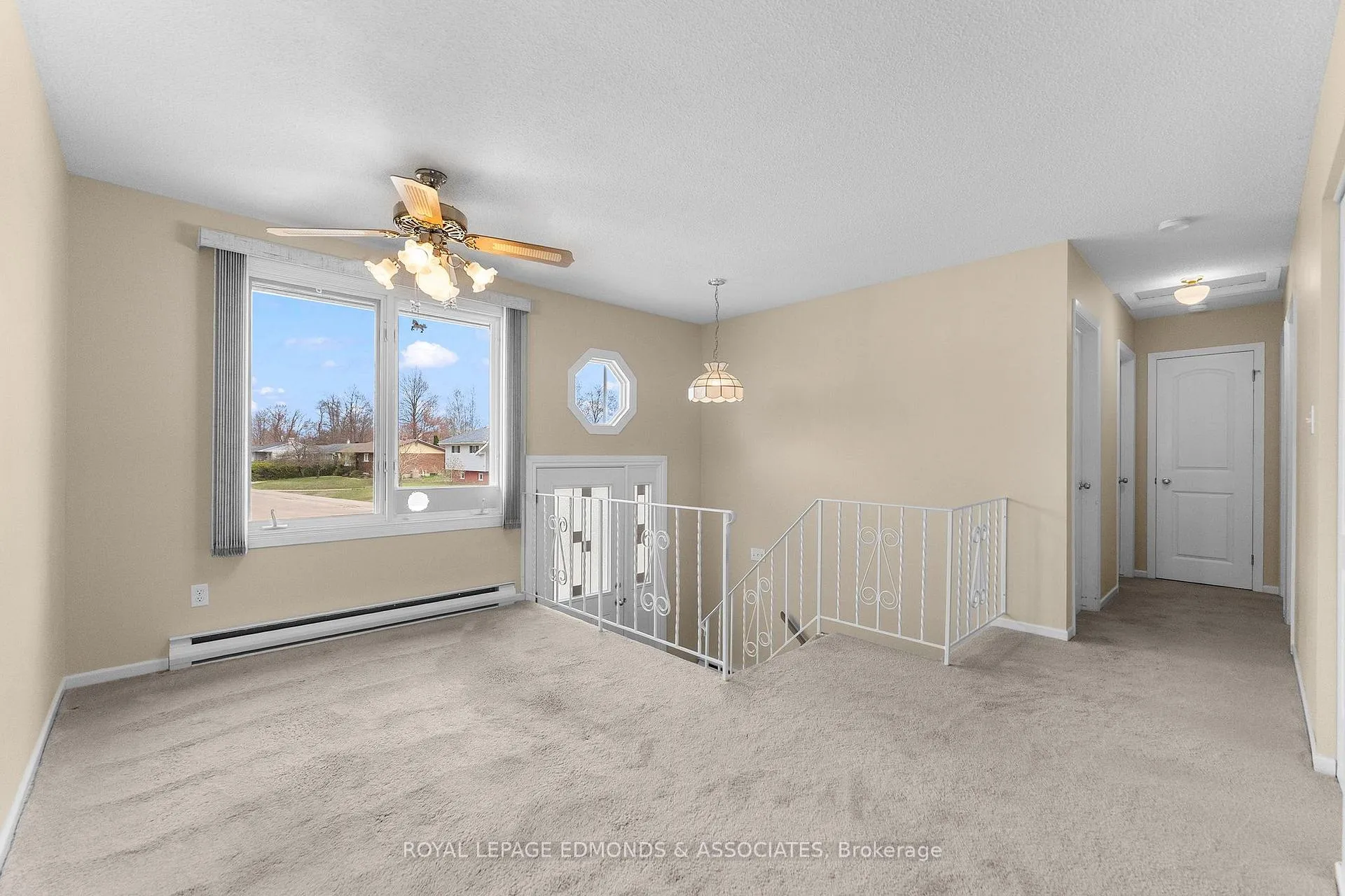 Photo 13 of 19 Algonquin Street, Petawawa — HOMEH