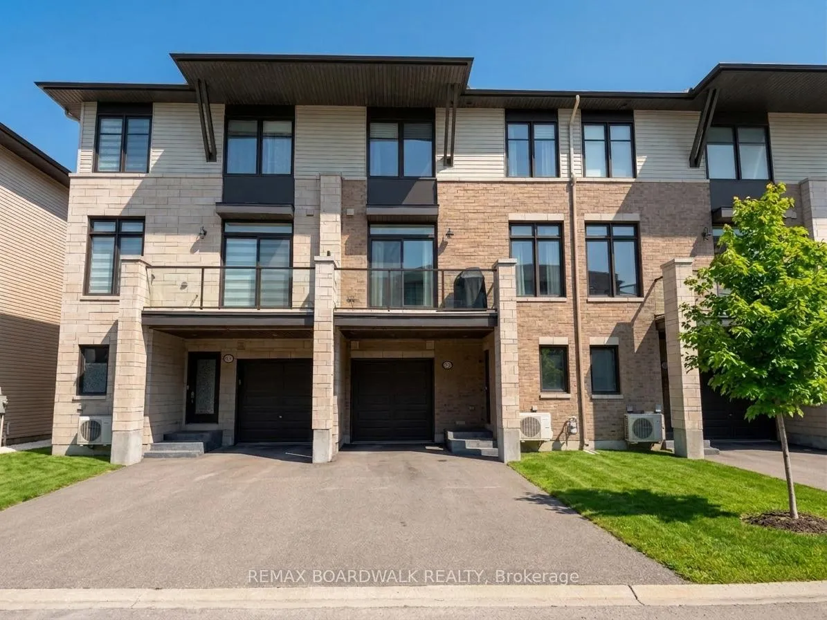 Front of 274 Pastel Way