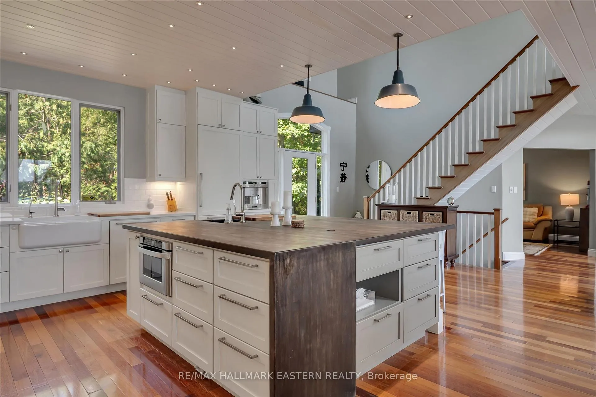 Photo 21 of 1855 White Lake Road W, Douro-Dummer — HOMEH