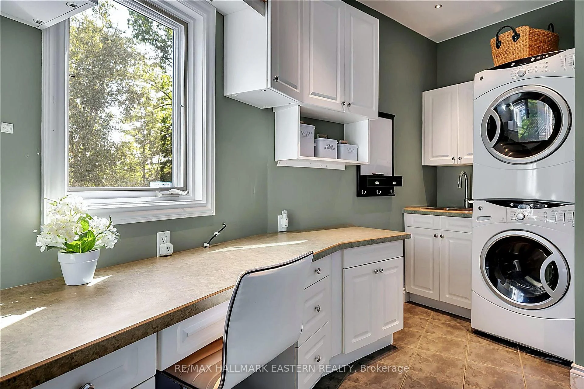 Photo 30 of 1855 White Lake Road W, Douro-Dummer — HOMEH