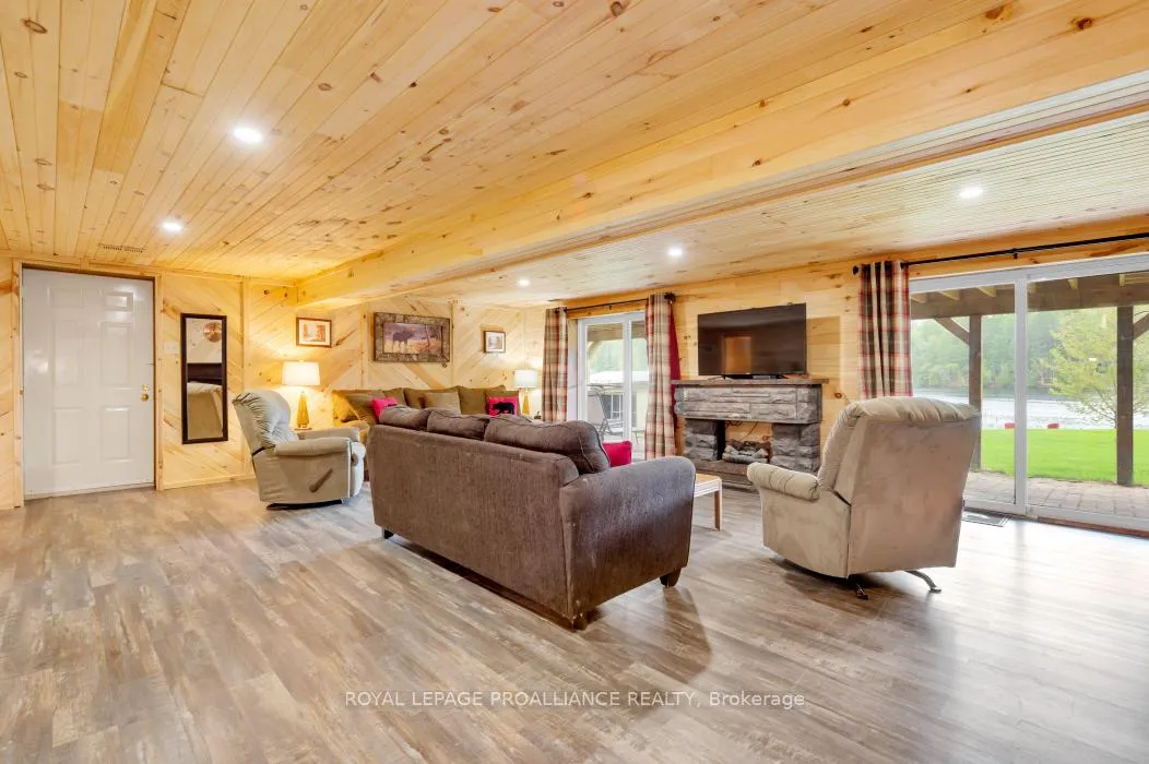 Photo 17 of 168 Addington Road 5, Addington Highlands — HOMEH