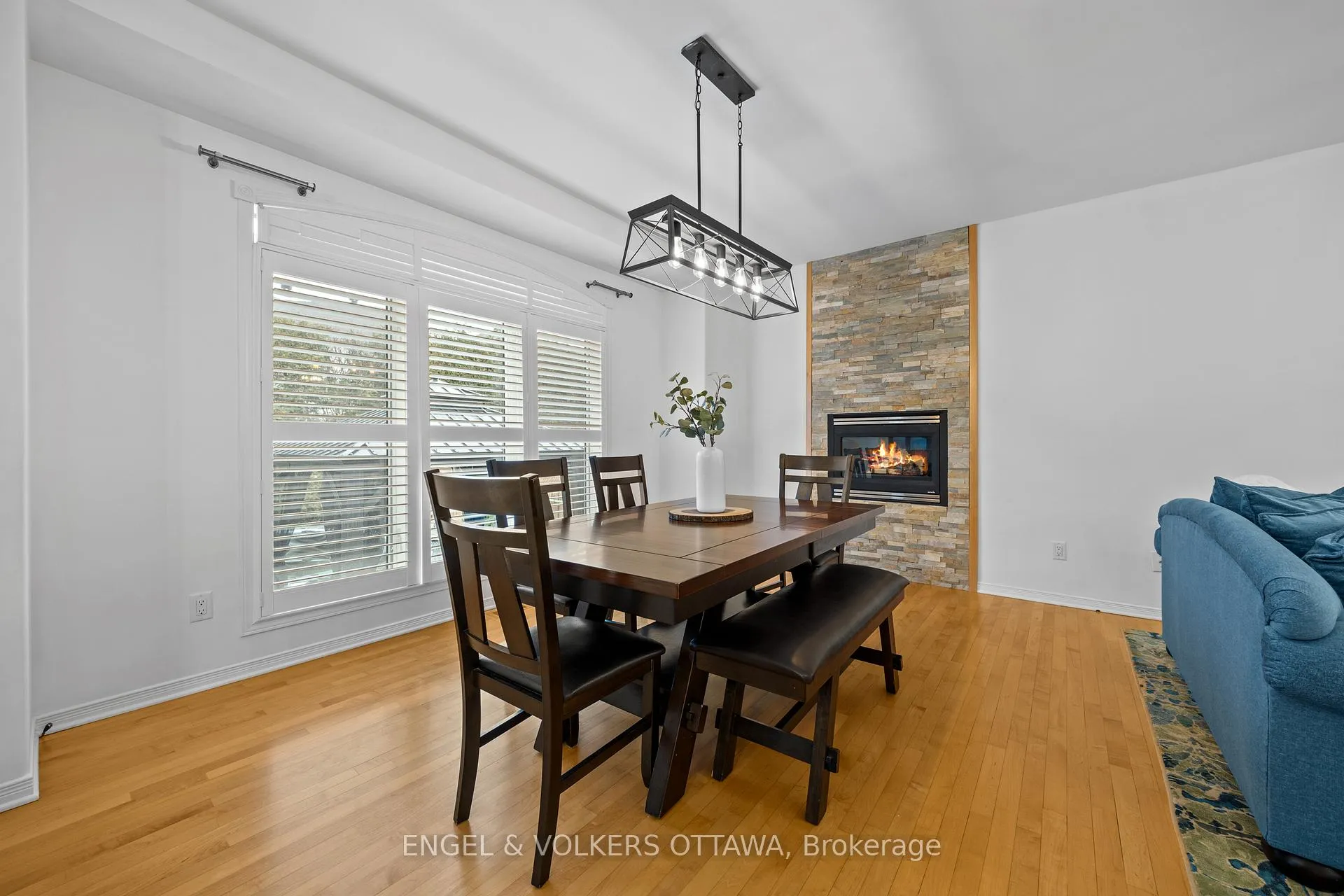 Photo 10 of 57 Newcastle Avenue, Ottawa, Kanata - Morgan's Grant/South March — HOMEH