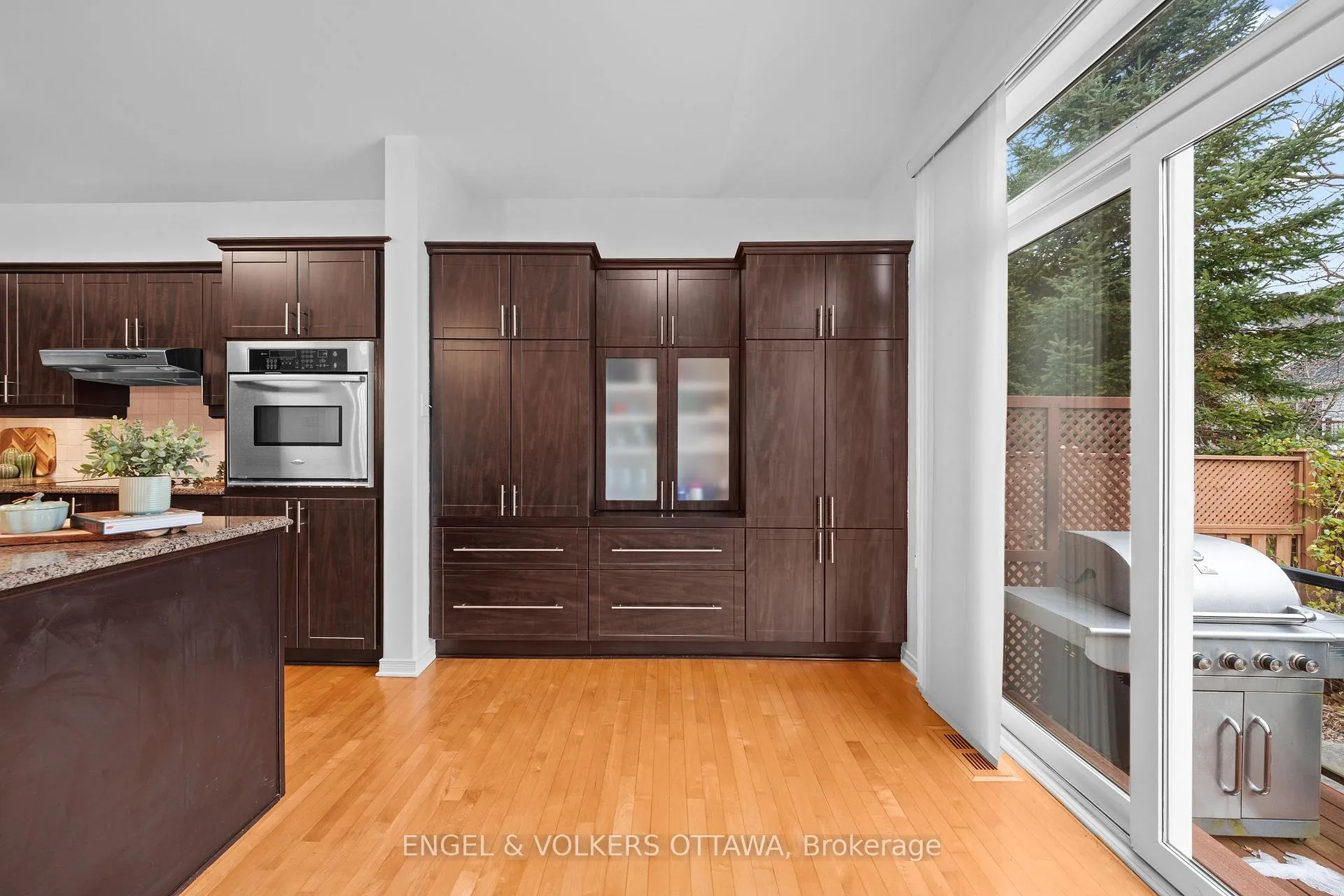 Photo 13 of 57 Newcastle Avenue, Ottawa, Kanata - Morgan's Grant/South March — HOMEH