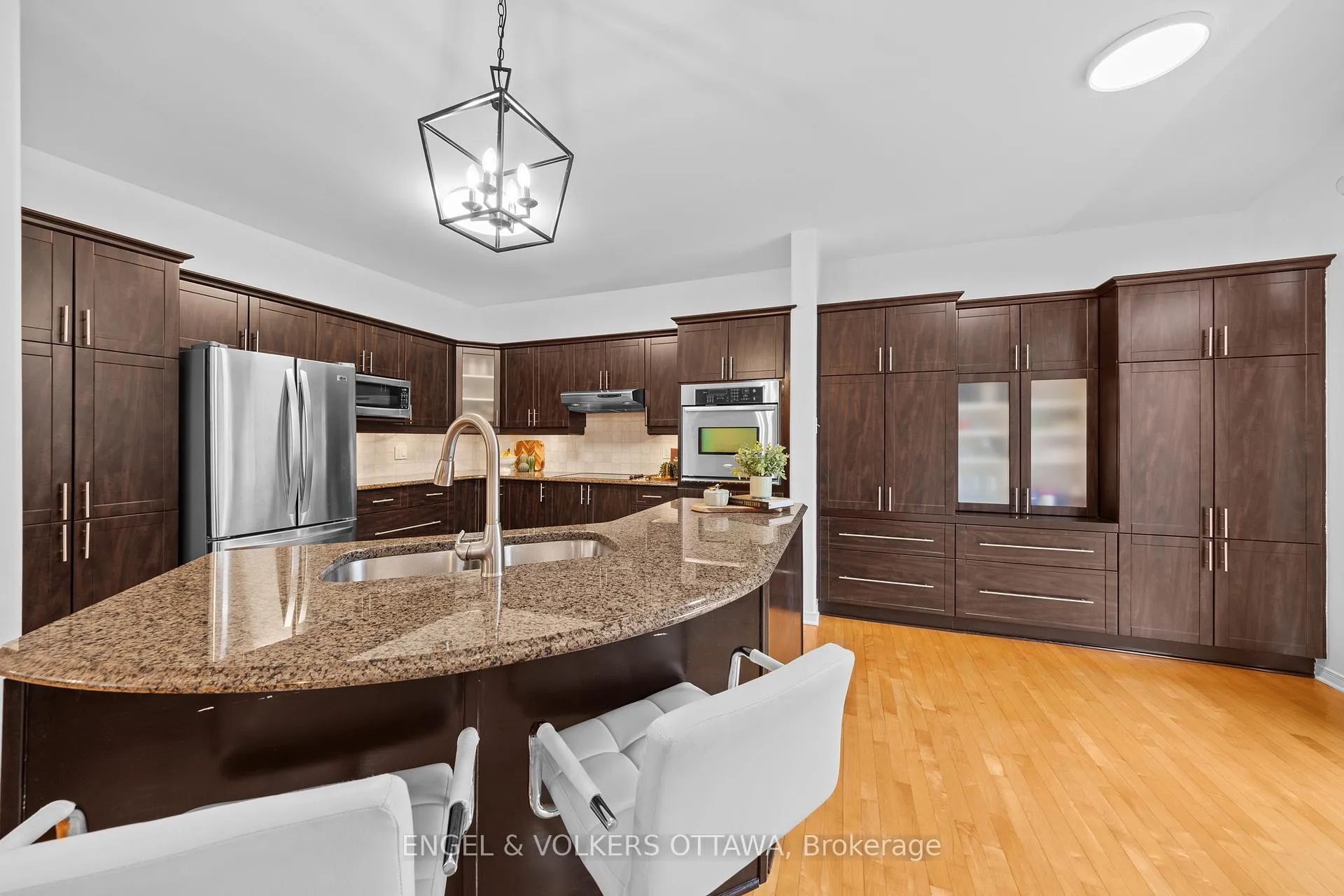 Photo 17 of 57 Newcastle Avenue, Ottawa, Kanata - Morgan's Grant/South March — HOMEH