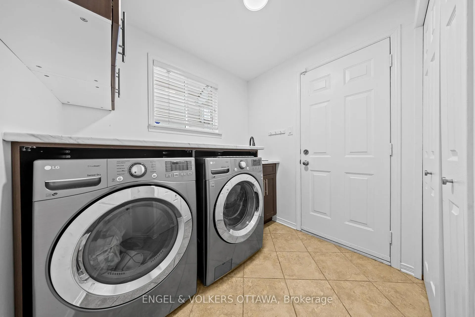 Photo 19 of 57 Newcastle Avenue, Ottawa, Kanata - Morgan's Grant/South March — HOMEH