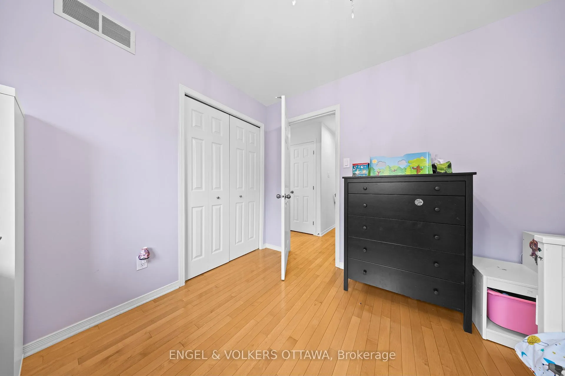 Photo 29 of 57 Newcastle Avenue, Ottawa, Kanata - Morgan's Grant/South March — HOMEH