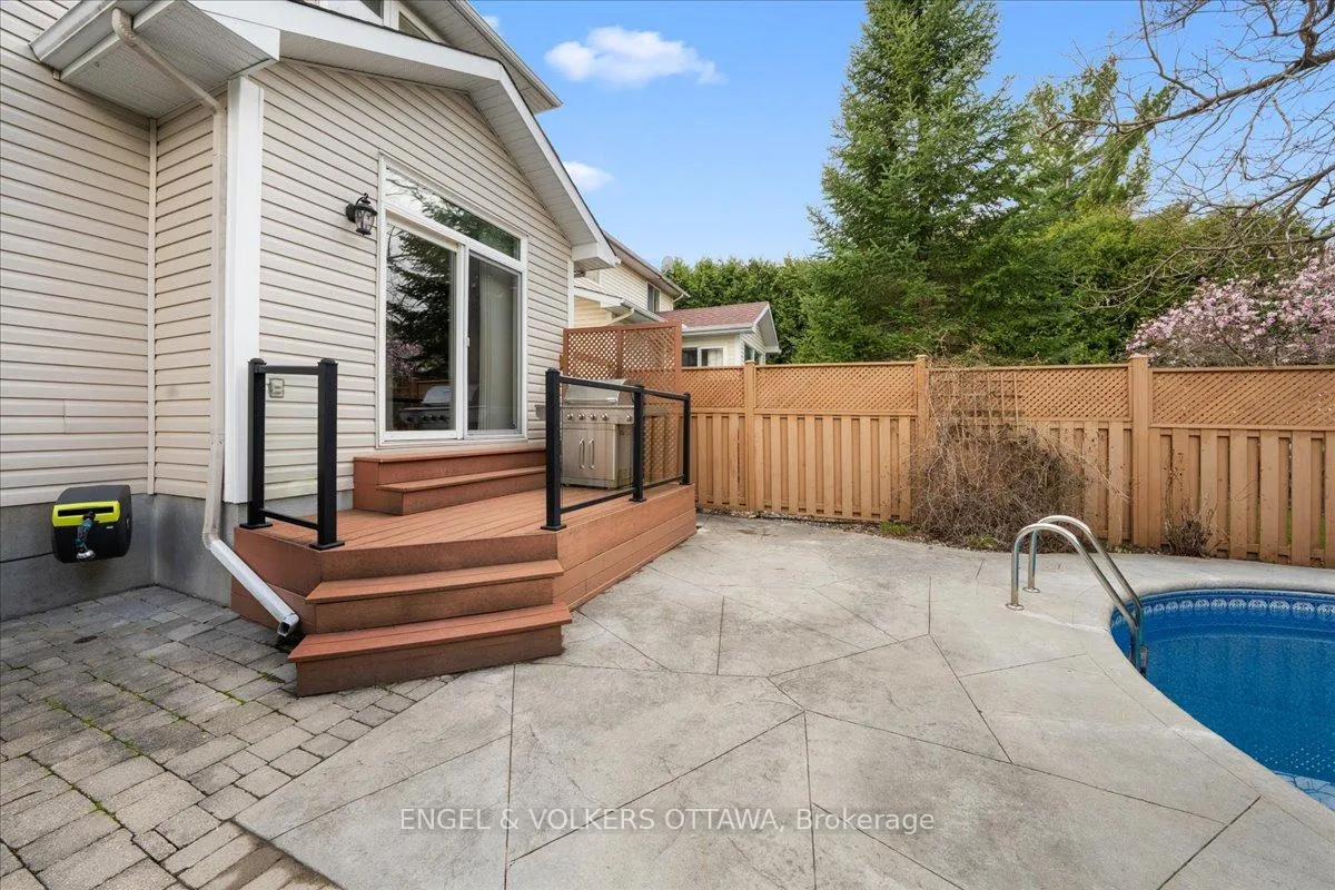 Photo 36 of 57 Newcastle Avenue, Ottawa, Kanata - Morgan's Grant/South March — HOMEH