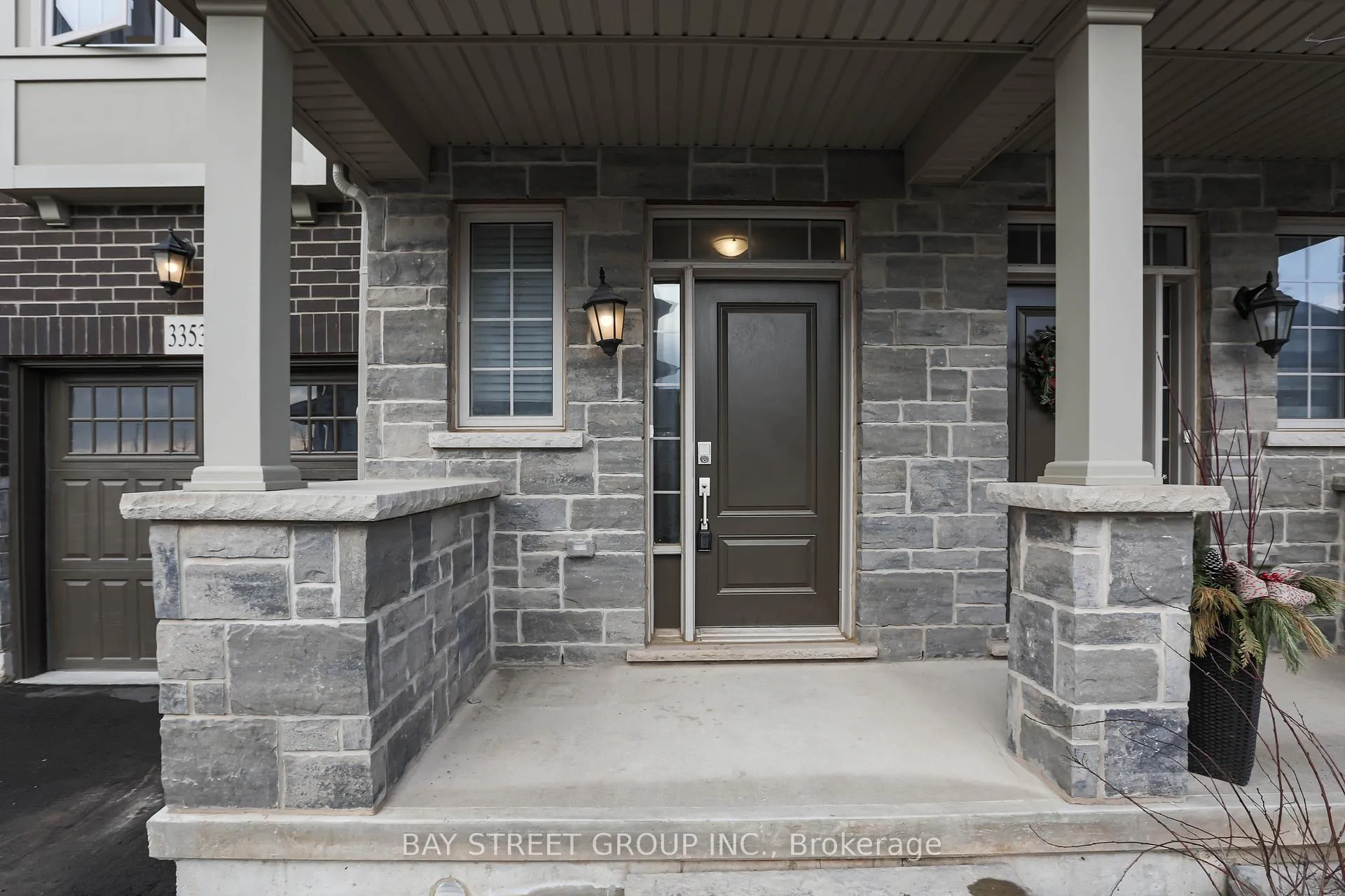 Photo 3 of 3353 Mockingbird Common Drive, Oakville, Joshua Meadows — HOMEH