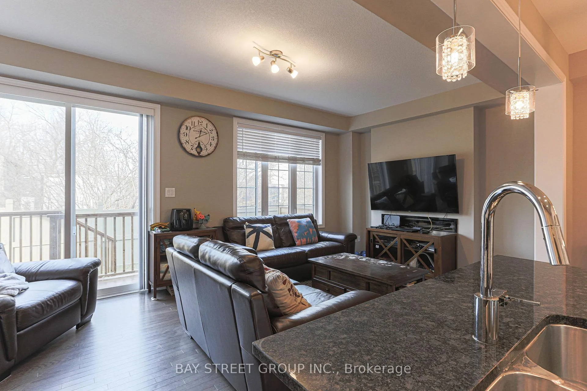 Photo 13 of 3353 Mockingbird Common Drive, Oakville, Joshua Meadows — HOMEH