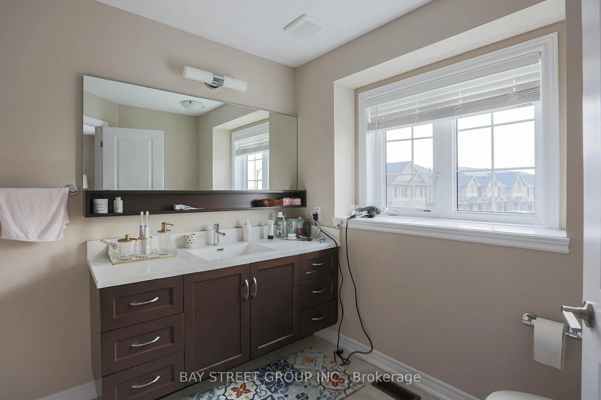 Photo 19 of 3353 Mockingbird Common Drive, Oakville, Joshua Meadows — HOMEH