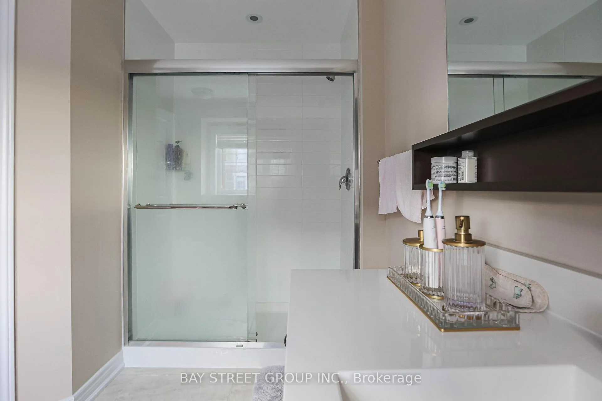 Photo 20 of 3353 Mockingbird Common Drive, Oakville, Joshua Meadows — HOMEH