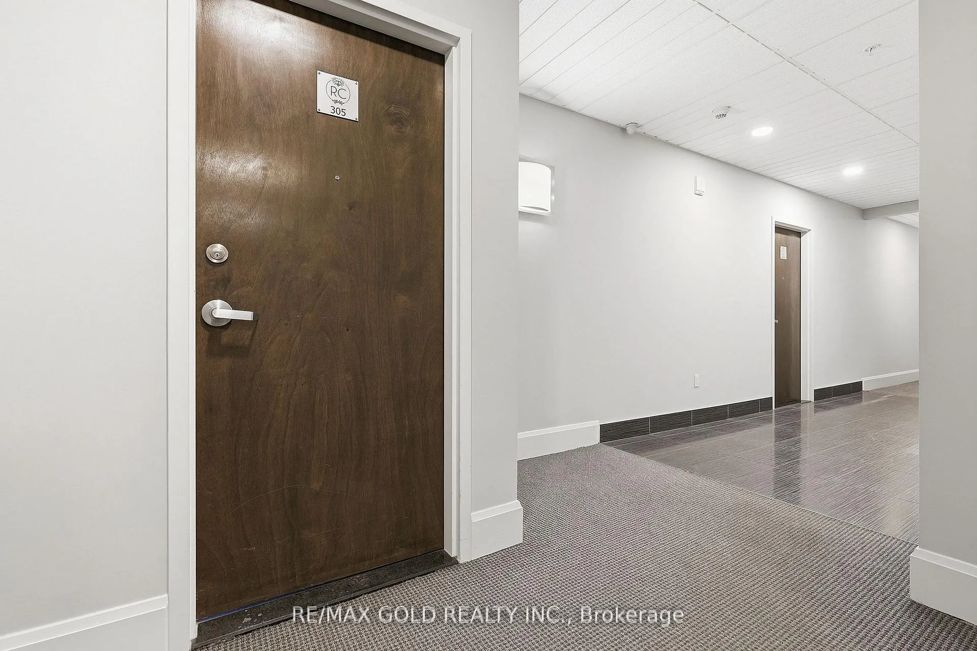 Photo 5 of Unit 305, 112 King Street E, Hamilton, Beasley — HOMEH