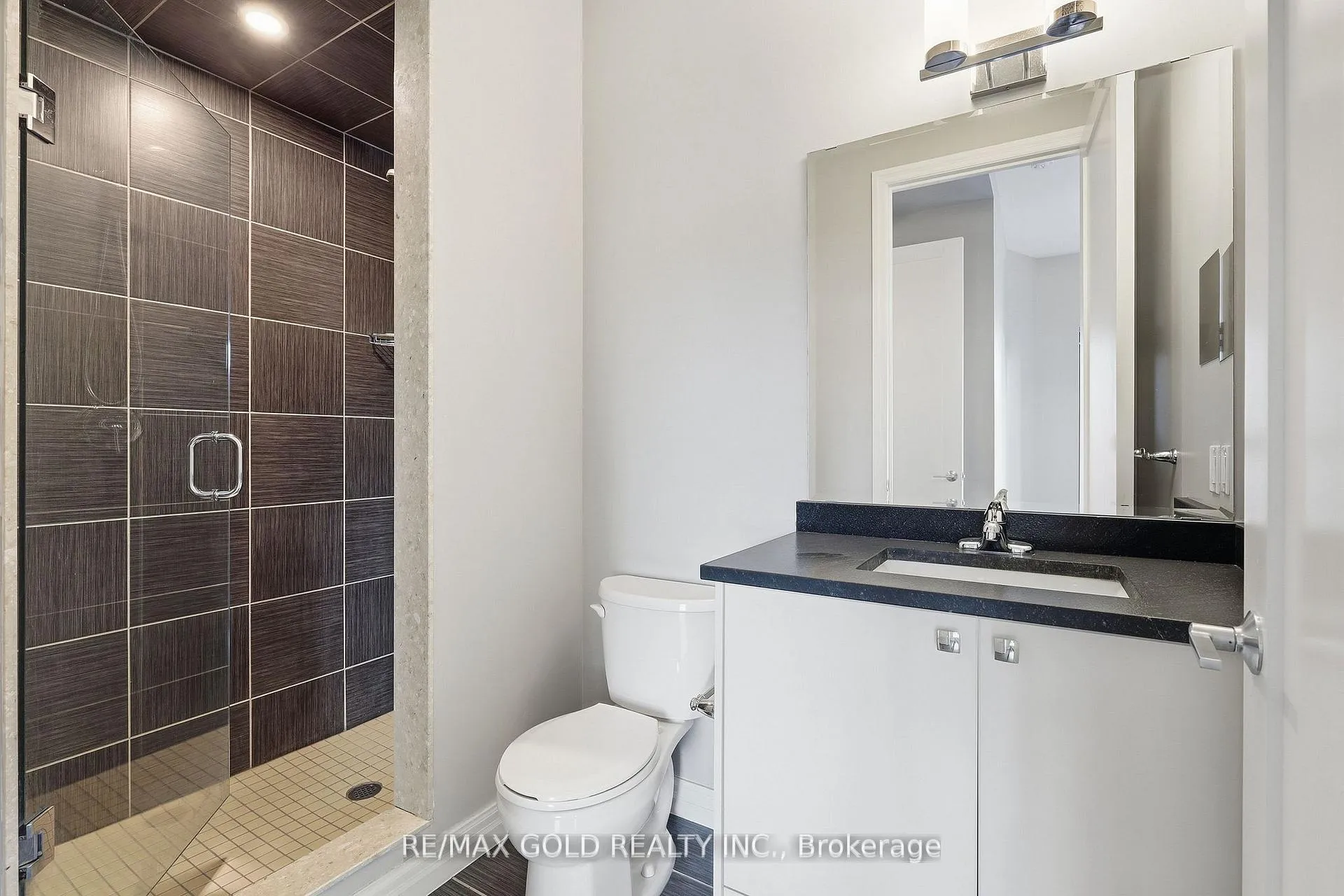 Photo 13 of Unit 305, 112 King Street E, Hamilton, Beasley — HOMEH