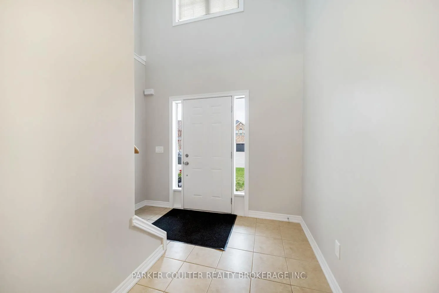 Photo 7 of 66 Pearl Drive, Orillia — HOMEH