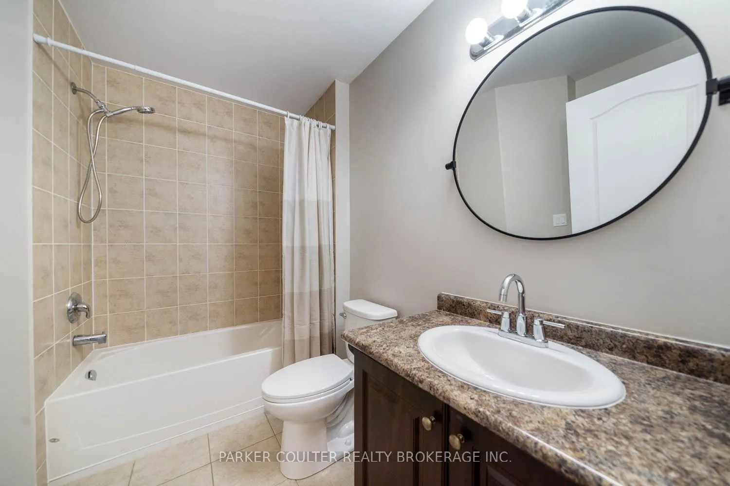 Photo 19 of 66 Pearl Drive, Orillia — HOMEH